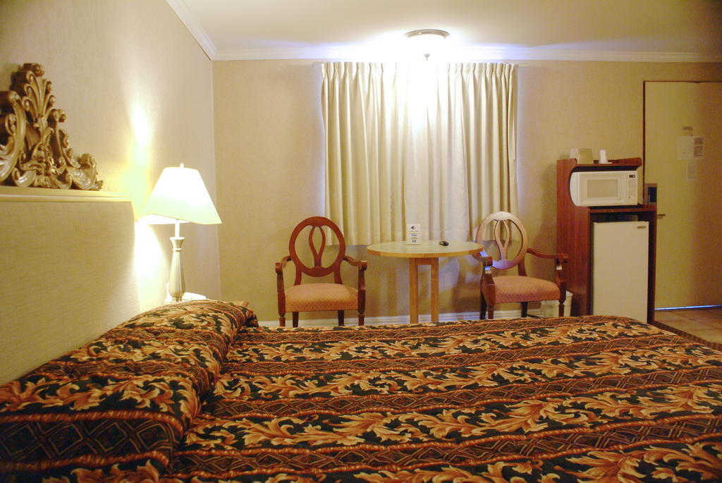 Skyline Inn Atlantic City Room photo